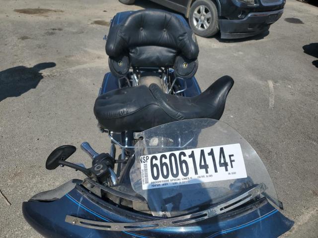 1HD1FCW181Y623582 - 2001 HARLEY-DAVIDSON FLHTCUI 蓝色 照片 5