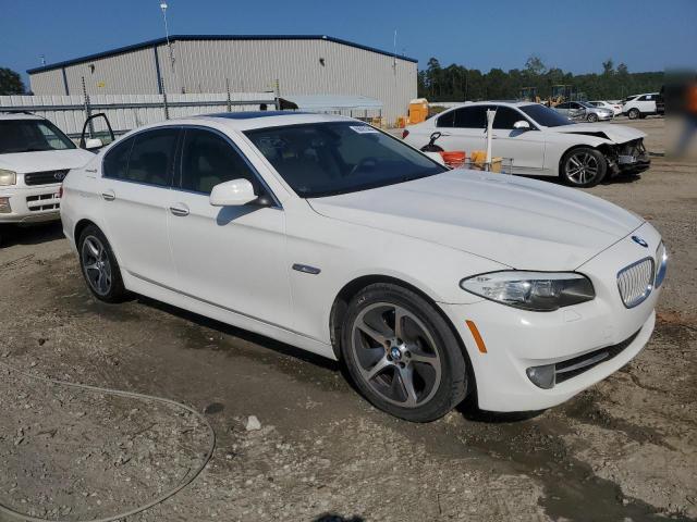 WBAFZ9C55DC751835 - 2013 BMW 535 I HYBRID WHITE photo 4