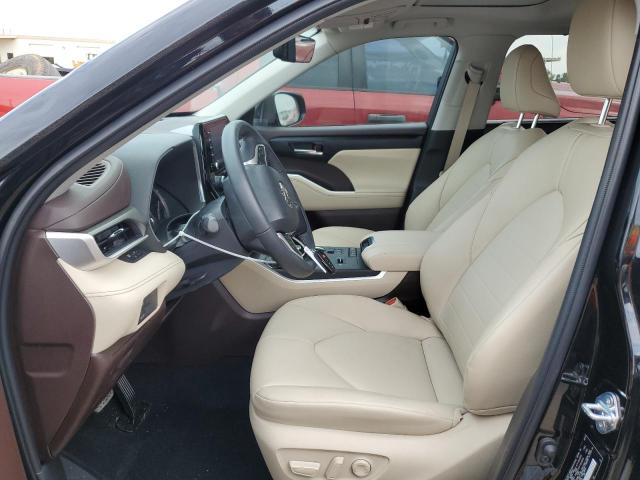 5TDGZRAH9NS555918 - 2022 TOYOTA HIGHLANDER XLE BLACK photo 7