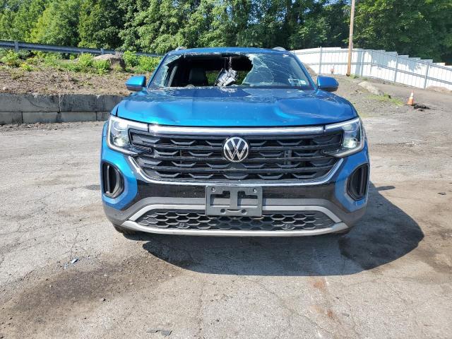 1V2KE2CA1RC228996 - 2024 VOLKSWAGEN ATLAS CROS SE BLUE photo 5