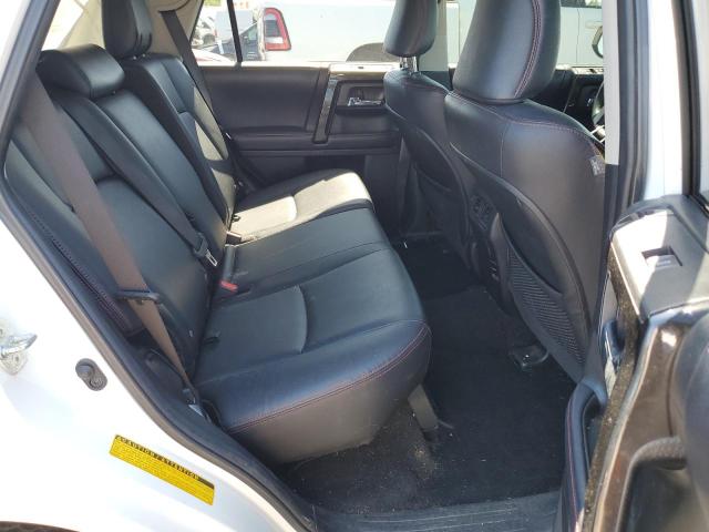 JTEBU5JR2J5562506 - 2018 TOYOTA 4RUNNER SR5/SR5 PREMIUM 白色 照片 10