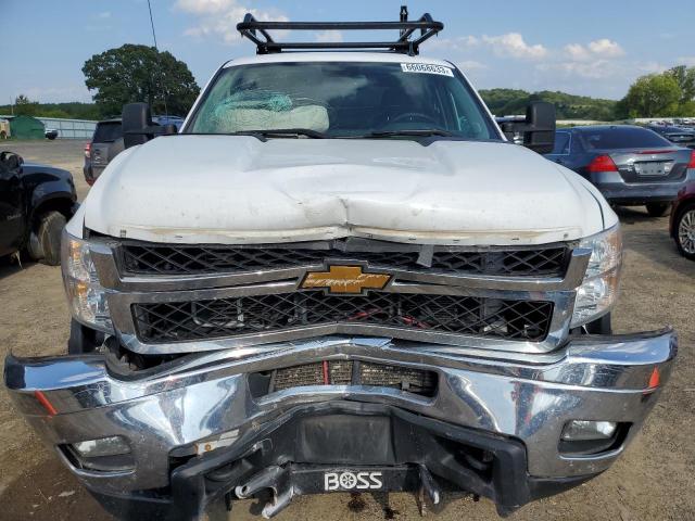 1GC1KXC80DF115953 - 2013 CHEVROLET SILVERADO K2500 HEAVY DUTY LT WHITE photo 5