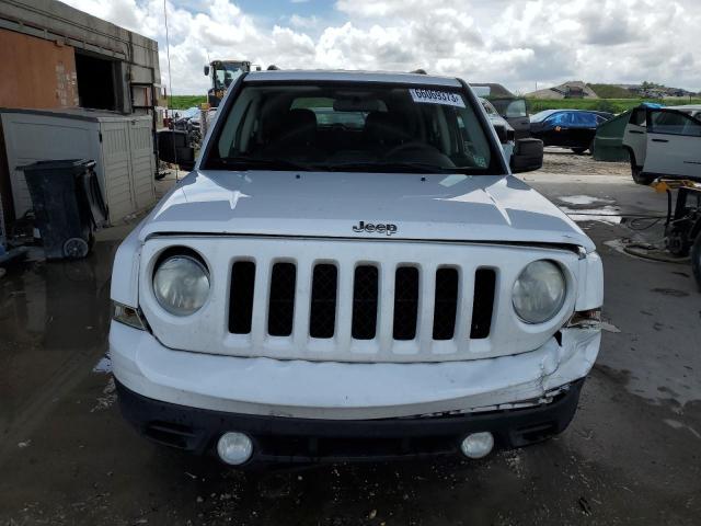 1C4NJPBB0DD130580 - 2013 JEEP PATRIOT SPORT WHITE photo 5