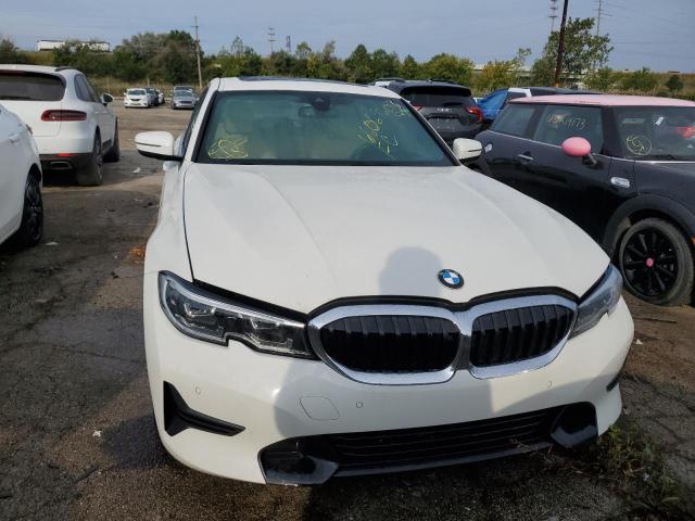 3MW5R1J00L8B12269 - 2020 BMW 330I WHITE photo 5