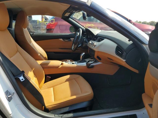WBALL5C55FP557329 - 2015 BMW Z4 SDRIVE28I WHITE photo 10
