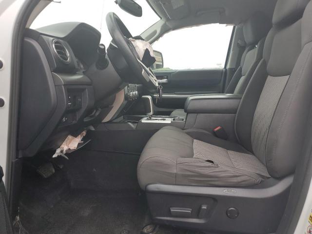 5TFUM5F11GX068134 - 2016 TOYOTA TUNDRA DOUBLE CAB SR/SR5 WHITE photo 7