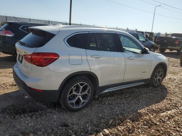 WBXHT3C38J5L25505 - 2018 BMW X1 XDRIVE28I WHITE photo 3