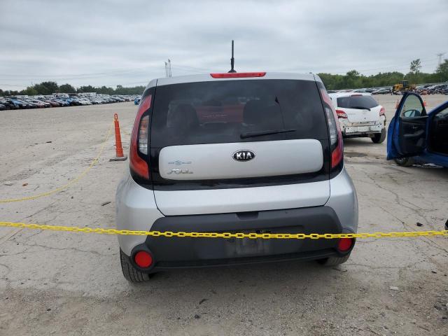 KNDJN2A2XE7716341 - 2014 KIA SOUL SILVER photo 6