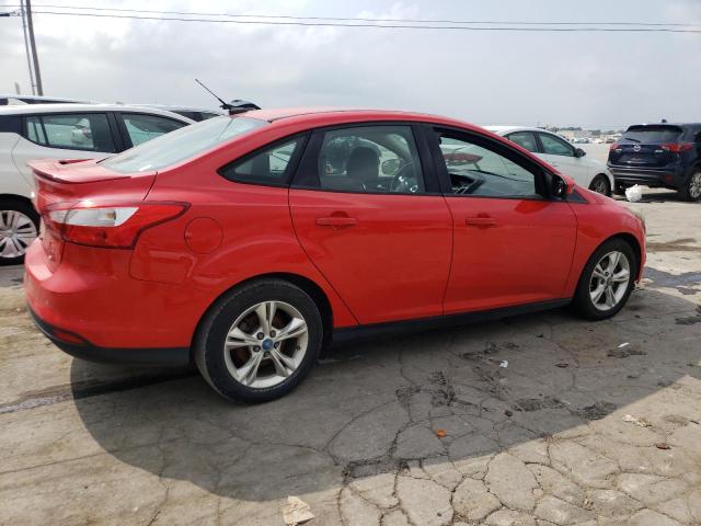 1FAHP3F28CL126009 - 2012 FORD FOCUS SE RED photo 3