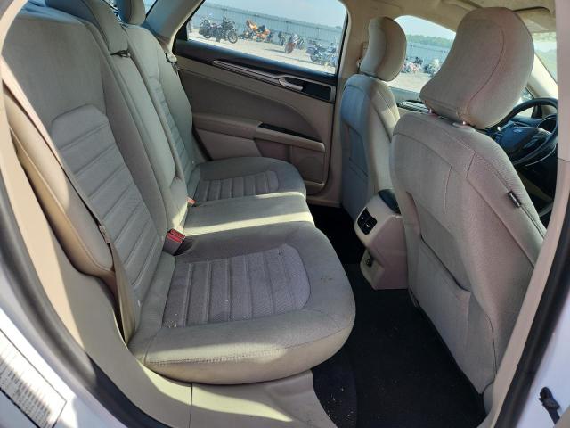 3FA6P0LU1KR242003 - 2019 FORD FUSION SE Weiß Foto 10