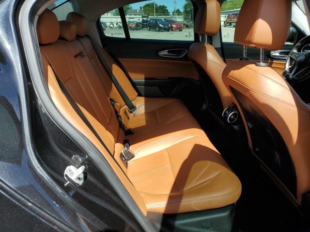 ZARFAEDN0H7557073 - 2017 ALFA ROMEO GIULIA Q4 შავი ფოტო 10