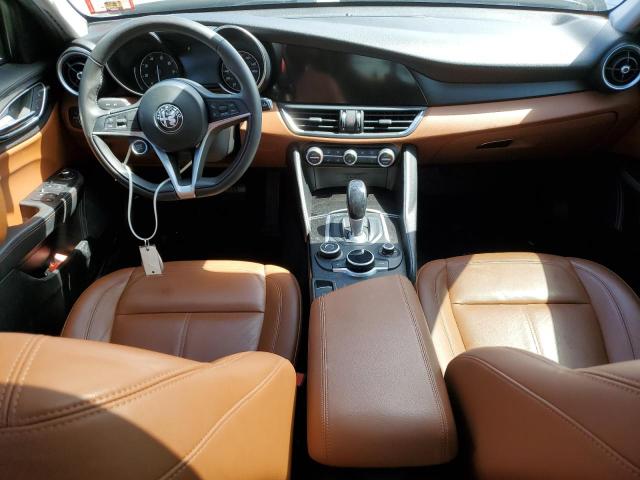 ZARFAEDN0H7557073 - 2017 ALFA ROMEO GIULIA Q4 შავი ფოტო 8