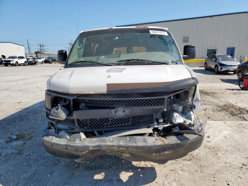 1GCGG25V371121846 - 2007 CHEVROLET EXPRESS G2 WHITE photo 5