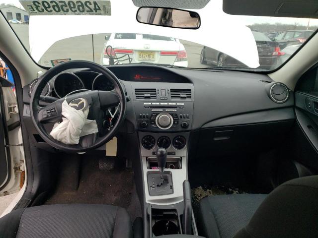 JM1BL1UG8B1439621 - 2011 MAZDA 3 I WHITE photo 8