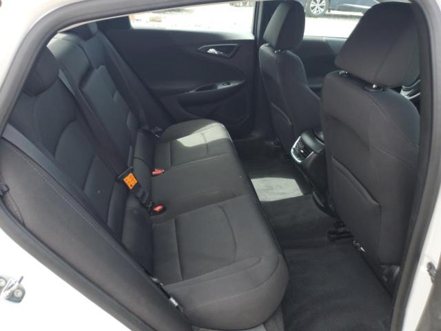 1G1ZE5ST3HF272668 - 2017 CHEVROLET MALIBU LT WHITE photo 10