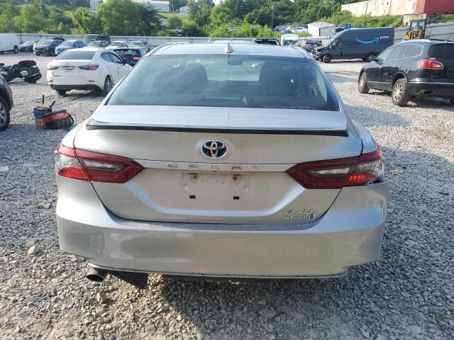4T1F31AKXMU025554 - 2021 TOYOTA CAMRY XLE SILVER photo 6
