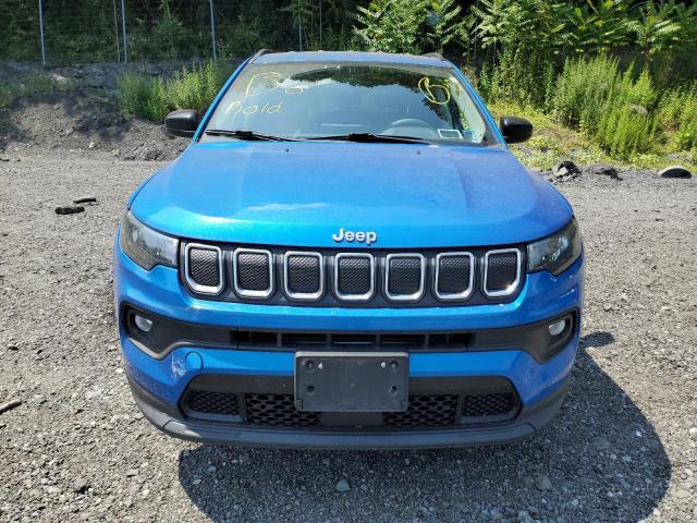 3C4NJDBB5NT209821 - 2022 JEEP COMPASS LATITUDE BLUE photo 5