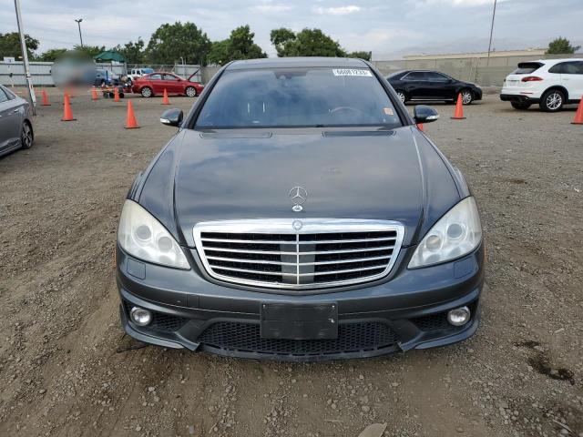 WDDNG77X29A274813 - 2009 MERCEDES-BENZ S 63 AMG GRAY photo 5