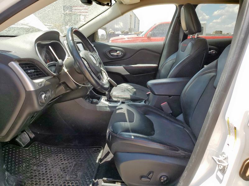 1C4PJMBBXHW601376 - 2017 JEEP CHEROKEE TRAILHAWK WHITE photo 7