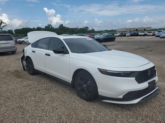 1HGCY1F3XRA001632 - 2024 HONDA ACCORD EX WHITE photo 4