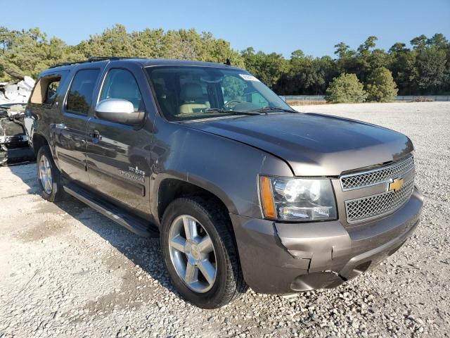 1GNSCJE04DR183149 - 2013 CHEVROLET SUBURBAN C1500 LT BROWN photo 4