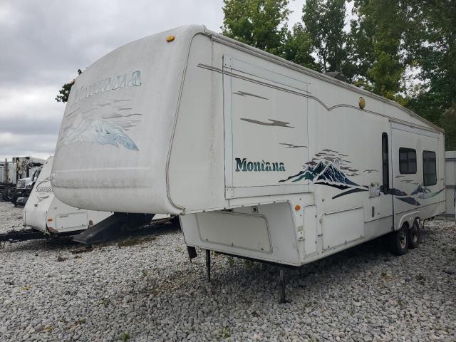 4YDF3292634502197 - 2003 KEYSTONE MONTANA WHITE photo 2