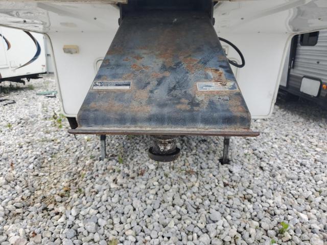 4YDF3292634502197 - 2003 KEYSTONE MONTANA WHITE photo 8