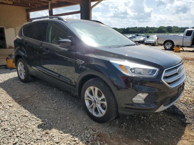 1FMCU0HD4JUC56463 - 2018 FORD ESCAPE SEL Schwarz Foto 4