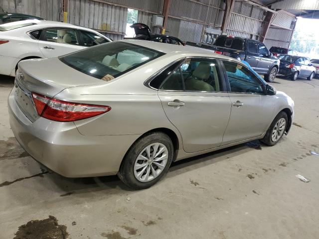 4T4BF1FK1FR477979 - 2015 TOYOTA CAMRY LE GOLD photo 3