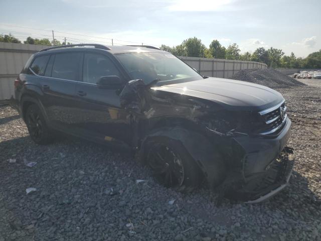 1V2JR2CA8MC605882 - 2021 VOLKSWAGEN ATLAS SE Czarny zdjęcie 4