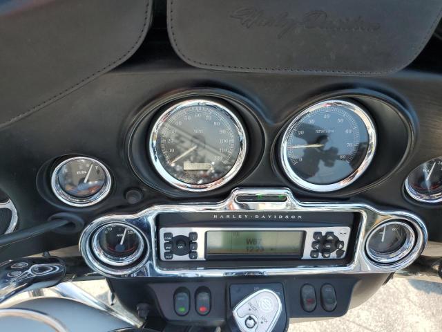 1HD1FC4108Y607129 - 2008 HARLEY-DAVIDSON FLHTCUI 白色 照片 7