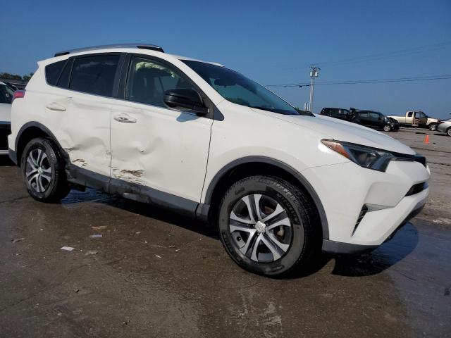 JTMZFREV9HJ706534 - 2017 TOYOTA RAV4 LE WHITE photo 4