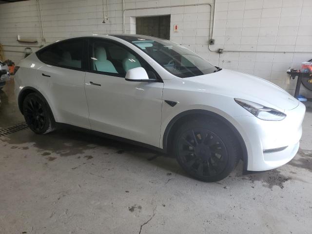 5YJYGDEE3MF144451 - 2021 TESLA MODEL Y WHITE photo 4