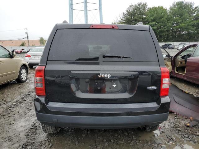 1C4NJPFA8FD250793 - 2015 JEEP PATRIOT LATITUDE GRAY photo 6