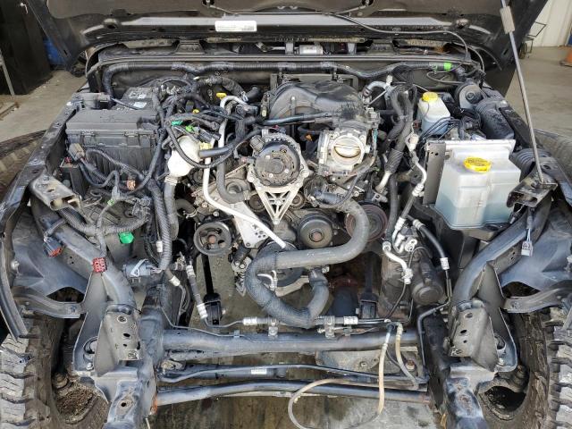 1C4BJWEGXJL840382 - 2018 JEEP WRANGLER U SAHARA შავი ფოტო 11