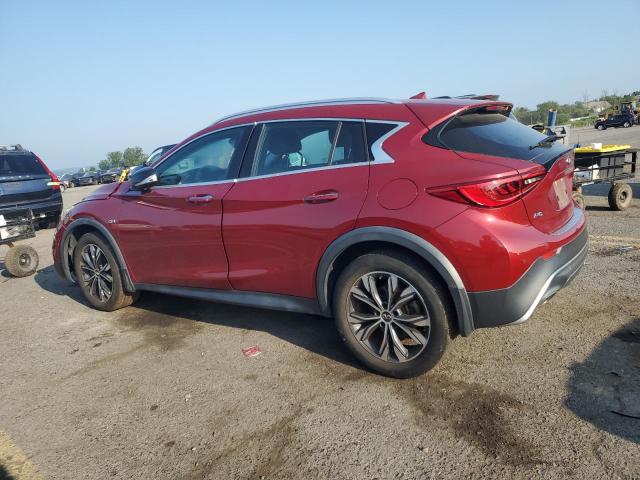 SJKCH5CR4JA051958 - 2018 INFINITI QX30 BASE RED photo 2