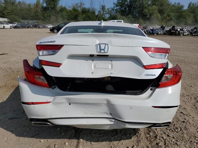 1HGCV1F98JA107689 - 2018 HONDA ACCORD TOURING WHITE photo 6