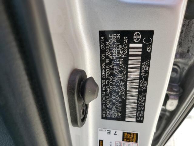 JTDKARFP1J3076471 - 2018 TOYOTA PRIUS PRIM 银色 照片 13