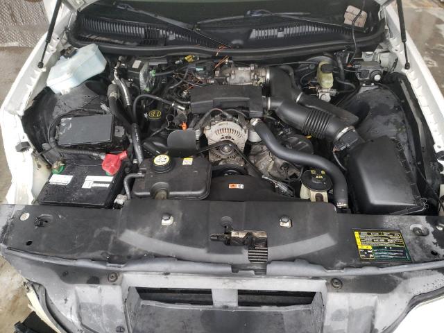 1LNHM81W13Y638171 - 2003 LINCOLN TOWN CAR EXECUTIVE WHITE photo 11