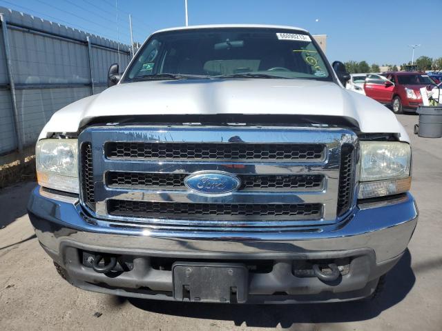 1FMSU41P04EA58713 - 2004 FORD EXCURSION XLT WHITE photo 5