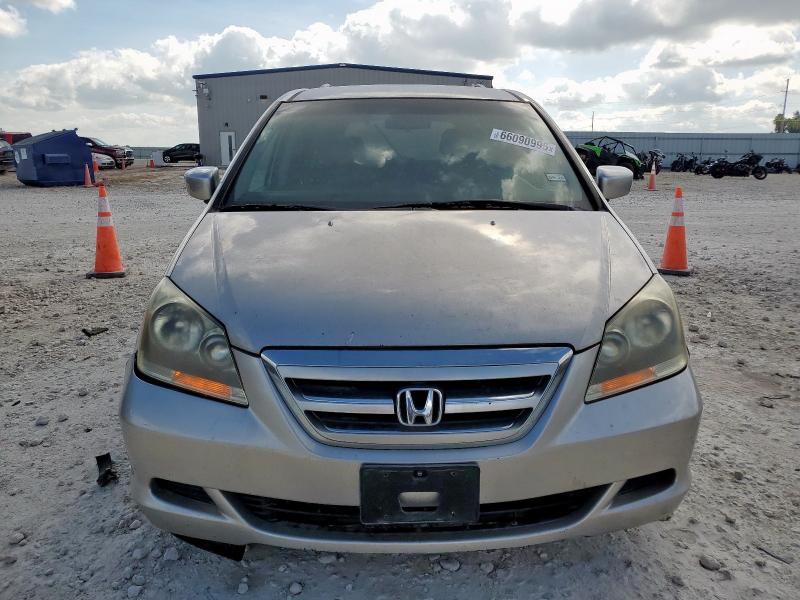 5FNRL38495B423921 - 2005 HONDA ODYSSEY EX SILVER photo 5