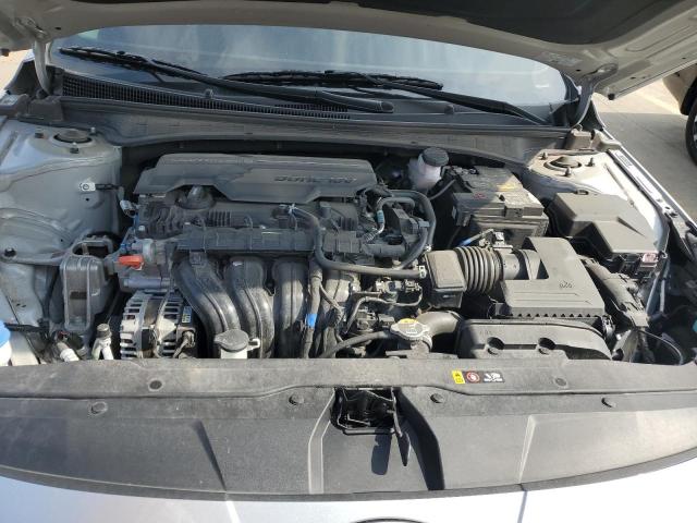 5NPLP4AG7NH060461 - 2022 HYUNDAI ELANTRA LIMITED SILVER photo 11