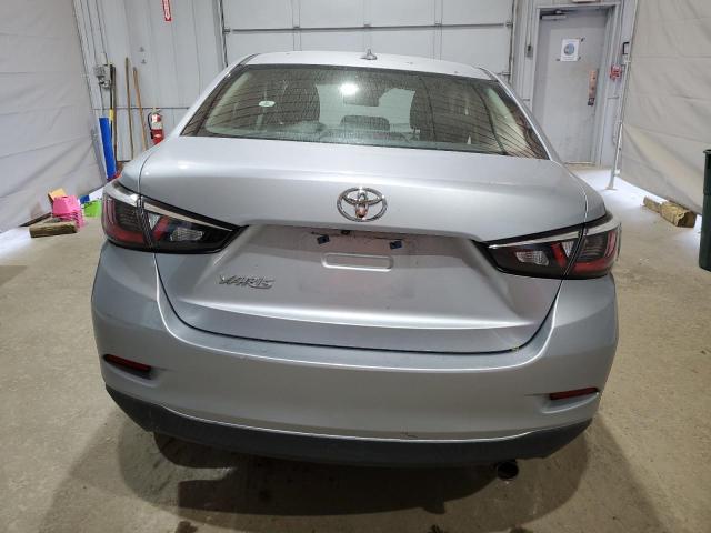 3MYDLBYV2KY518349 - 2019 TOYOTA YARIS L 银色 照片 6