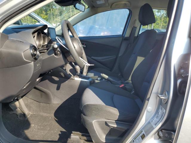 3MYDLBYV2KY518349 - 2019 TOYOTA YARIS L 银色 照片 7