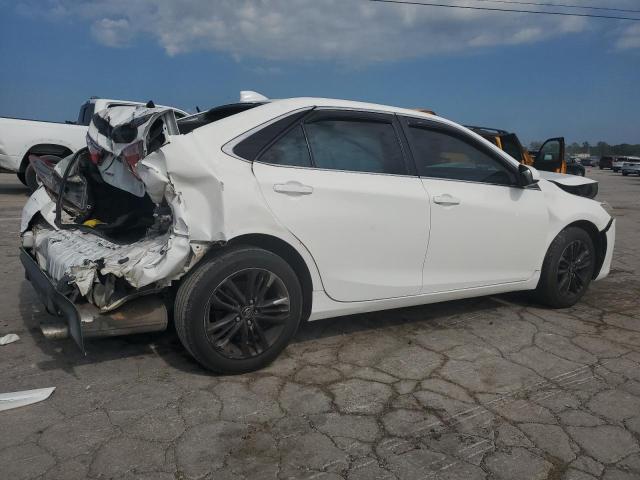 4T1BF1FK1GU146881 - 2016 TOYOTA CAMRY LE თეთრი ფოტო 3