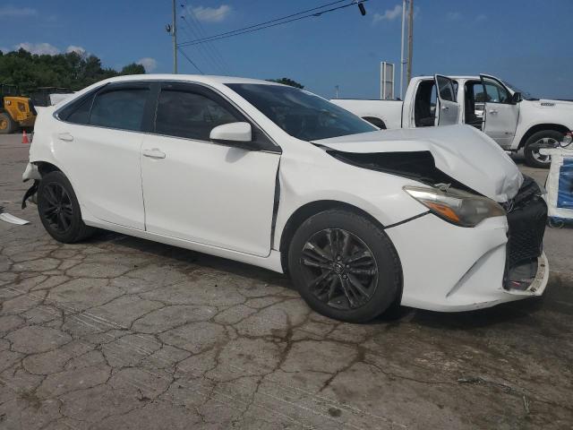 4T1BF1FK1GU146881 - 2016 TOYOTA CAMRY LE თეთრი ფოტო 4