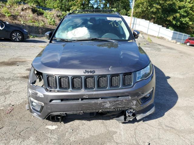 3C4NJDBB7LT153653 - 2020 JEEP COMPASS LATITUDE GRAY photo 5