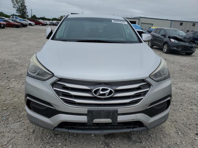 5XYZT3LB7HG436637 - 2017 HYUNDAI SANTA FE S SILVER photo 5