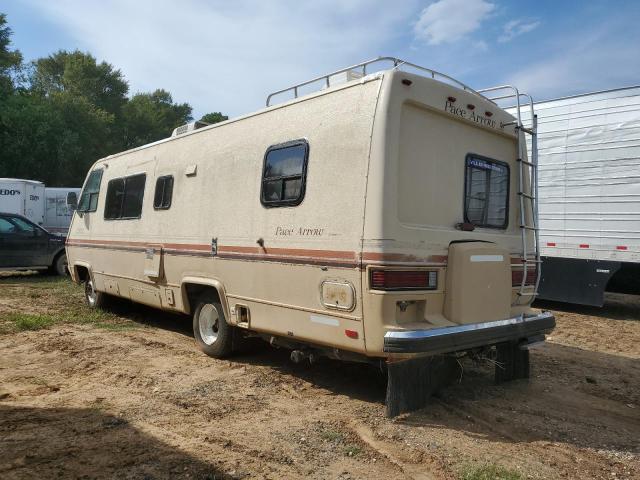 1GBJP37W3E3324775 - 1984 CHEVROLET P30 TAN photo 3