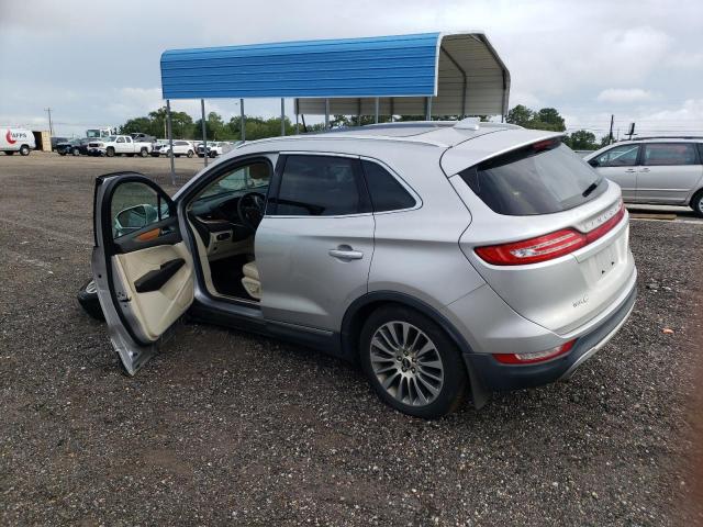 5LMCJ3C92GUJ26877 - 2016 LINCOLN MKC RESERVE SILVER photo 2